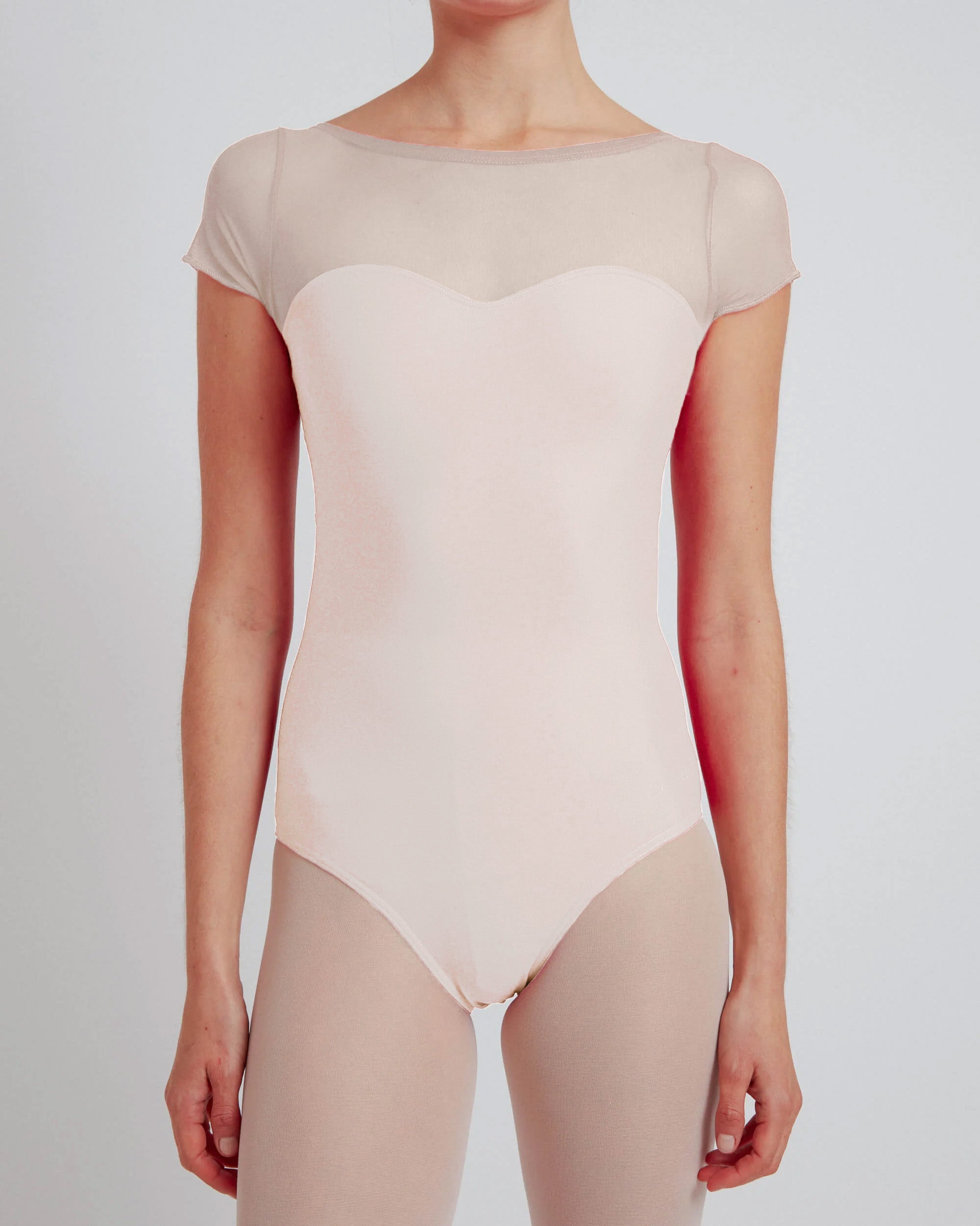 Short sleeves leotard with fishnet details