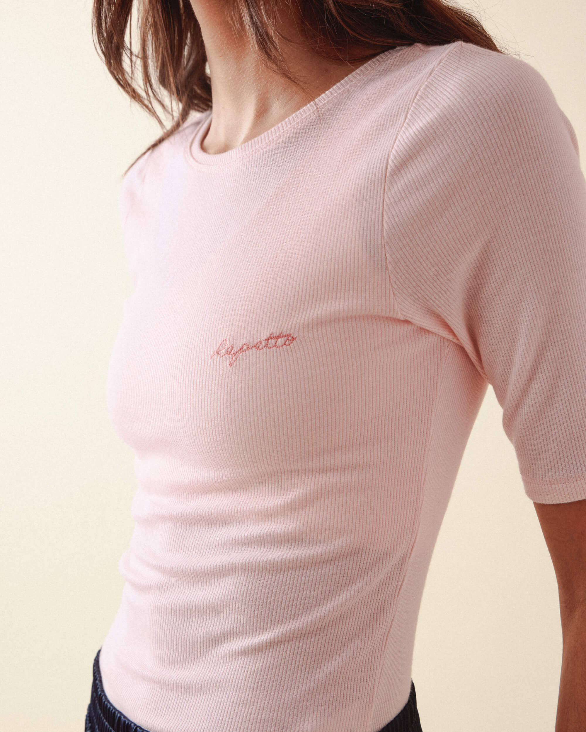 T-shirt décolleté dos