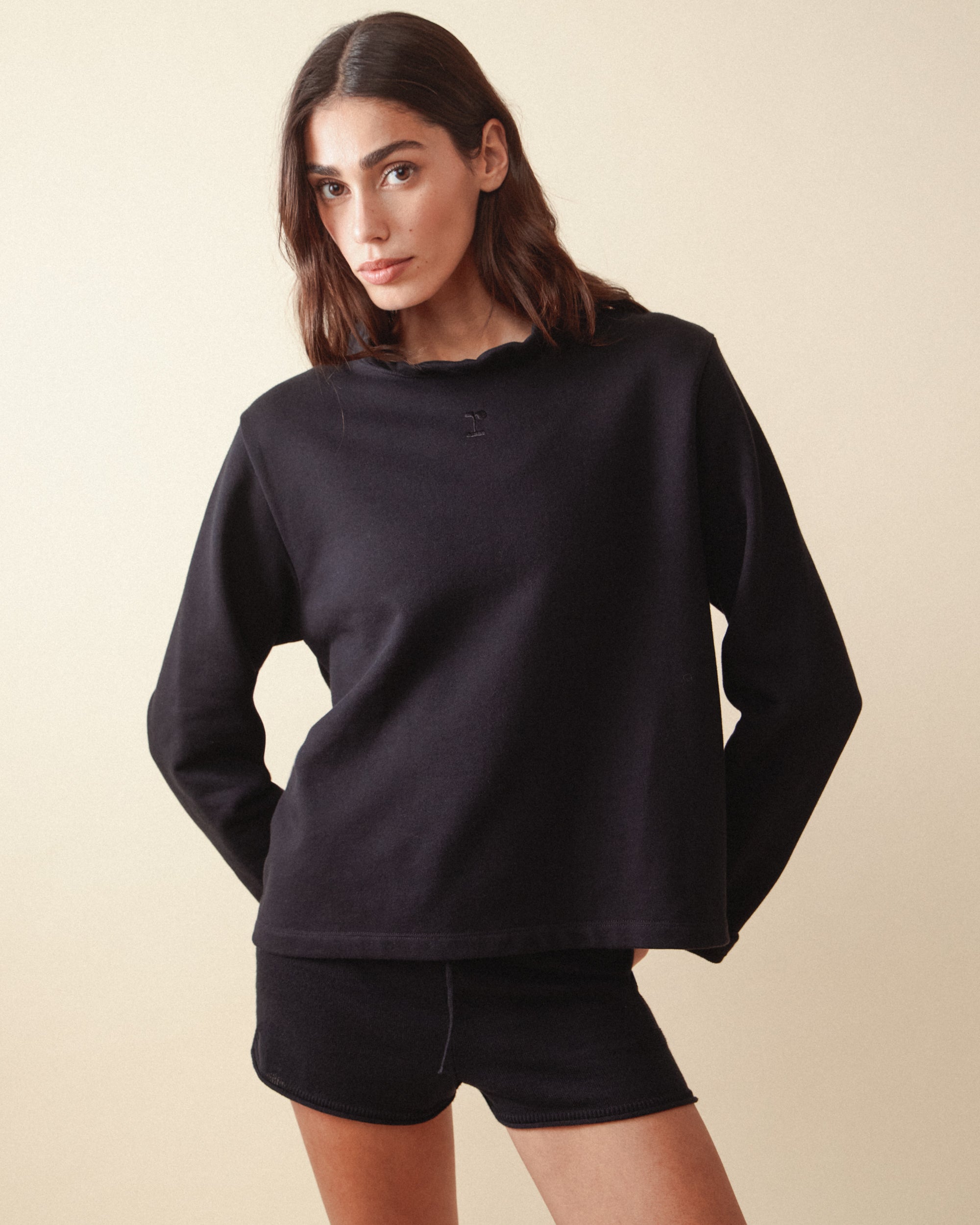 Ruffled Collar Sweatshirt